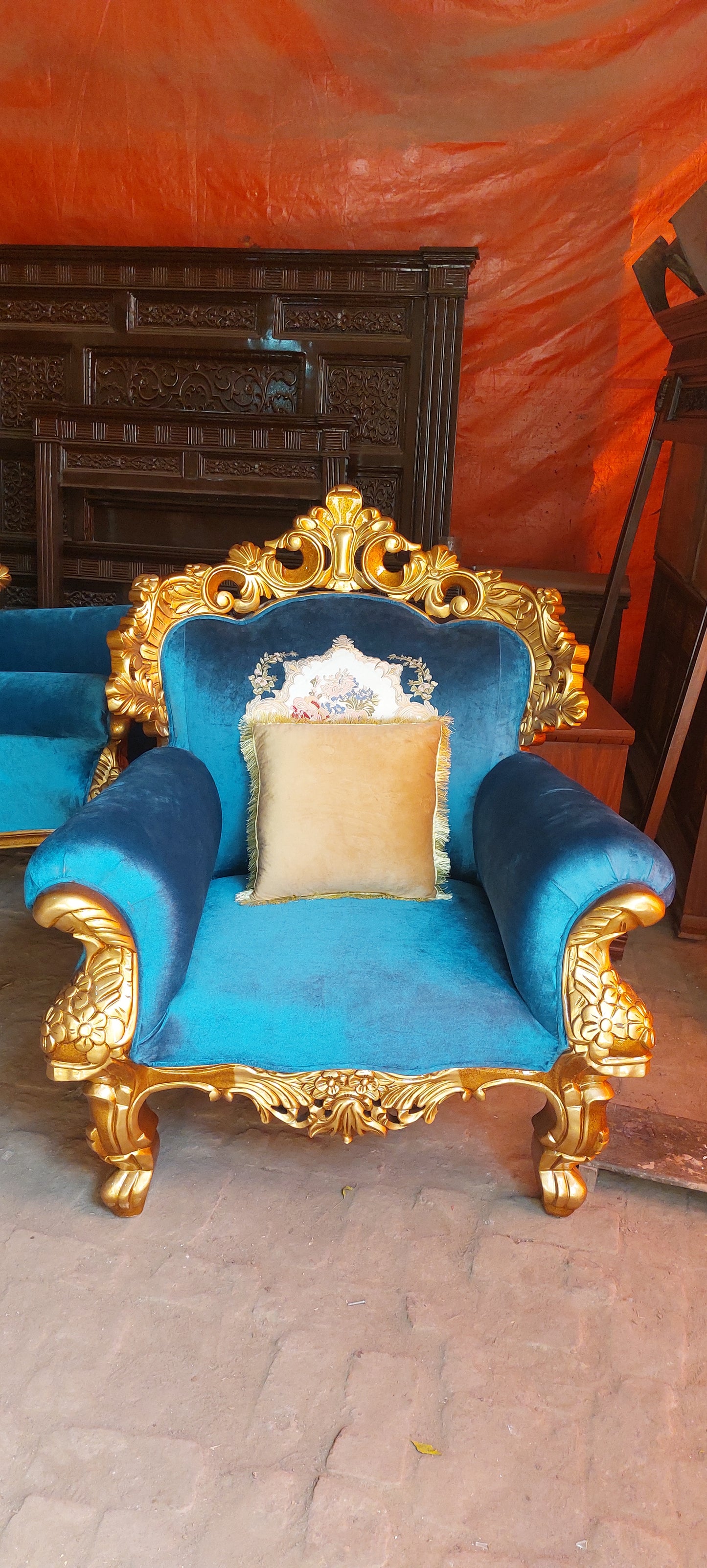 Gold Crown Sofa Set