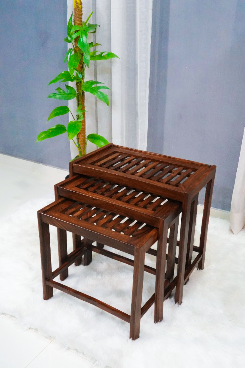 Wooden Tia Nesting Table